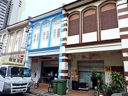 Desker Road Conservation Area (D8), Retail #559705701